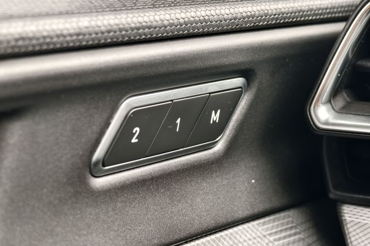 领克01 2021款 2.0TD 两驱型Pro局部细节9001