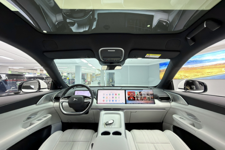 小鹏G9 2024款 702 Max中控内饰7006