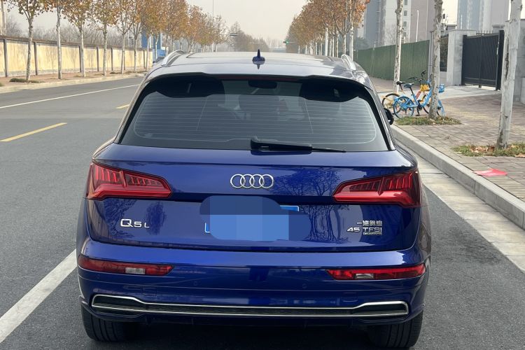 奥迪Q5L 2018款 45 TFSI 尊享时尚型 国V车身外观6005