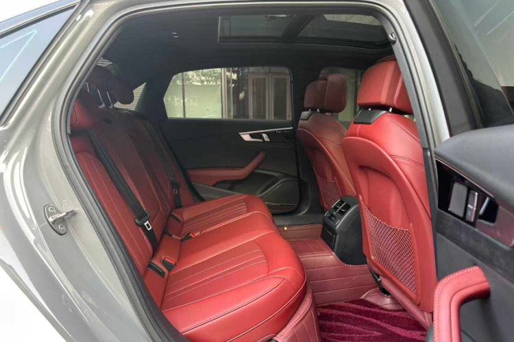 奥迪A4L 2024款 40 TFSI 豪华动感型车身外观6004