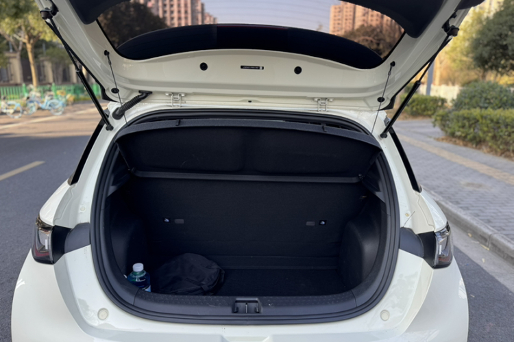 比亚迪 海豚 2021款 405km 时尚版局部细节23