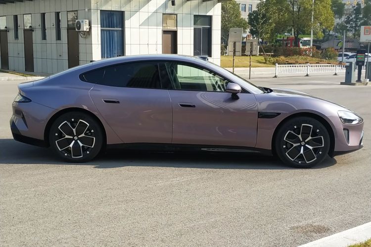 小米汽车 小米SU7 2024款 后驱超长续航高阶智驾Pro版车身外观6008