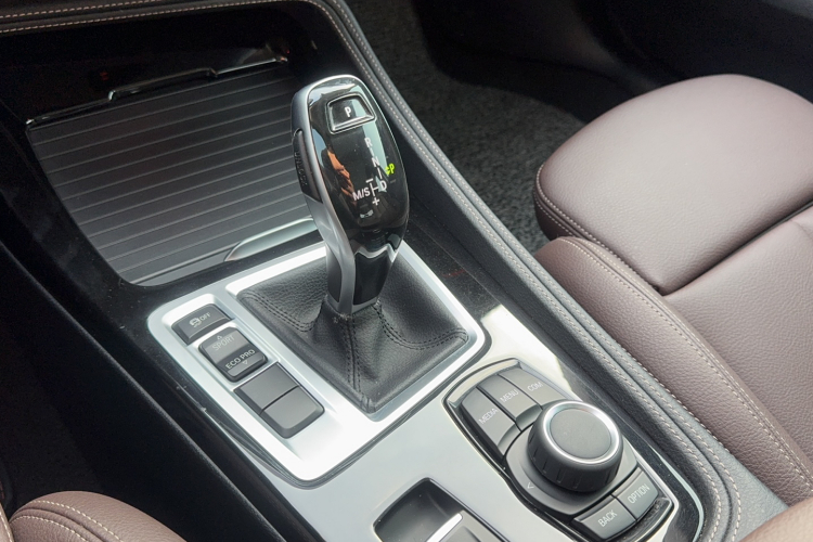 宝马1系 2020款 120i M运动套装局部细节18