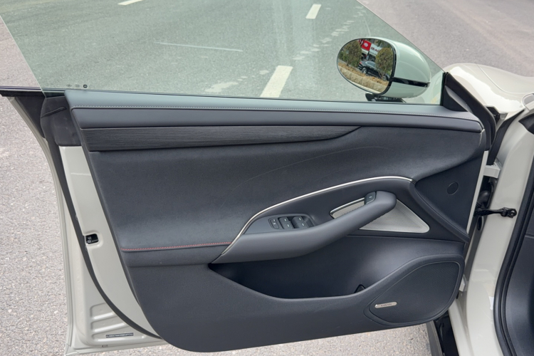 小米汽车 小米SU7 2024款 四驱超长续航高阶智驾Max版中控内饰7001