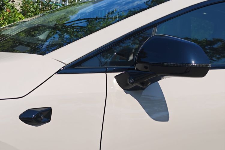 昊铂GT 2024款 全球款 710特高压激光雷达版车身外观6012