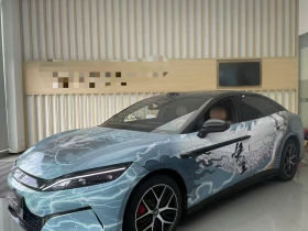 比亚迪 汉L 2025款 DM-p 四驱激光雷达旗舰型