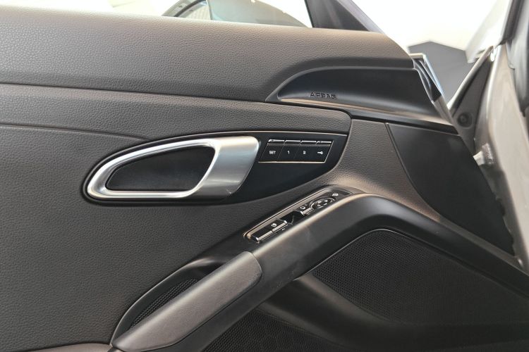 保时捷718 2019款 Boxster T 2.0T车身外观6007