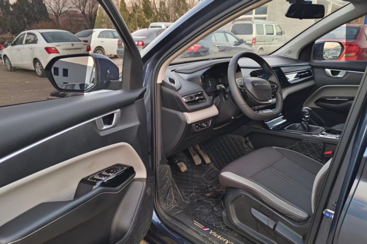 五菱汽车 五菱凯捷 2020款 1.5T 手动精英型中控内饰7001