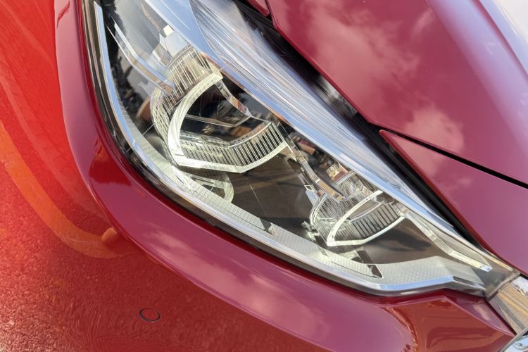 宝马3系 2018款 320Li 领先型M运动套装车身外观6008