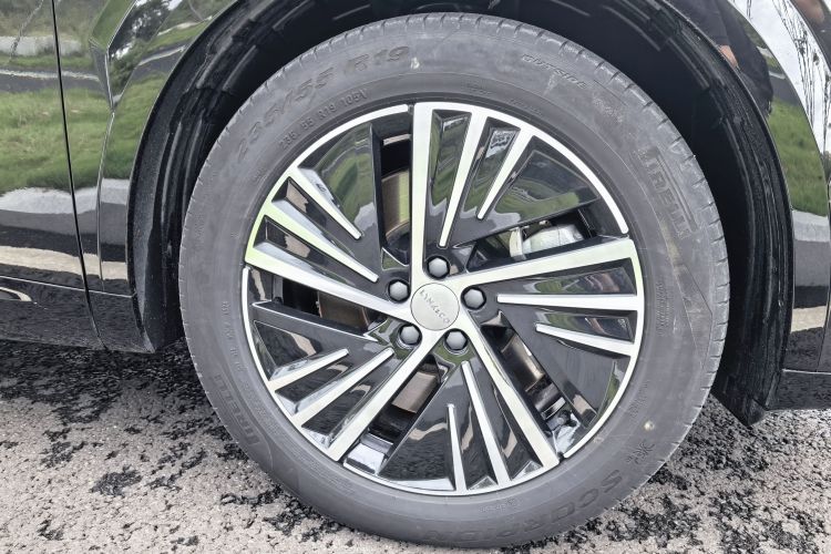 领克08 EM-P 2023款 220km 四驱性能Halo车身外观6006