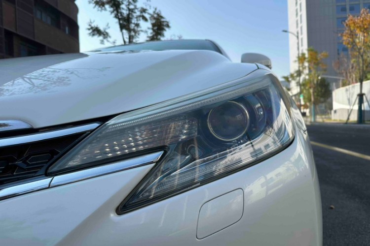 丰田 锐志 2013款 2.5V 菁锐版车身外观6001