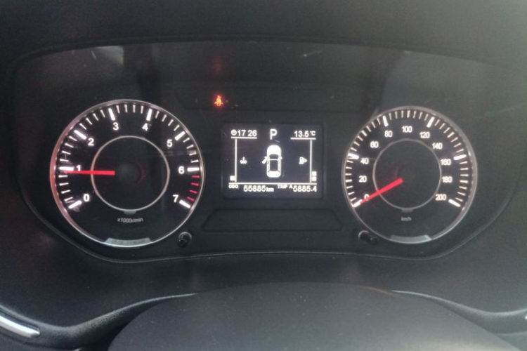 东风风光 风光500 2021款 1.5L CVT优享型中控内饰15