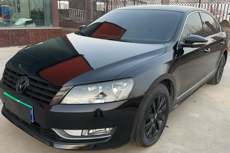 大众 帕萨特 2011款 1.8TSI 自动尊荣版车身外观6008