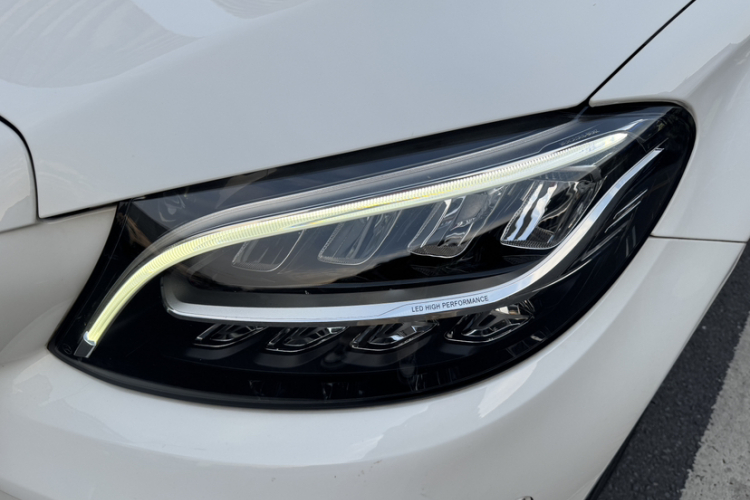 奔驰C级 2021款 C 200 L 时尚型运动版局部细节36