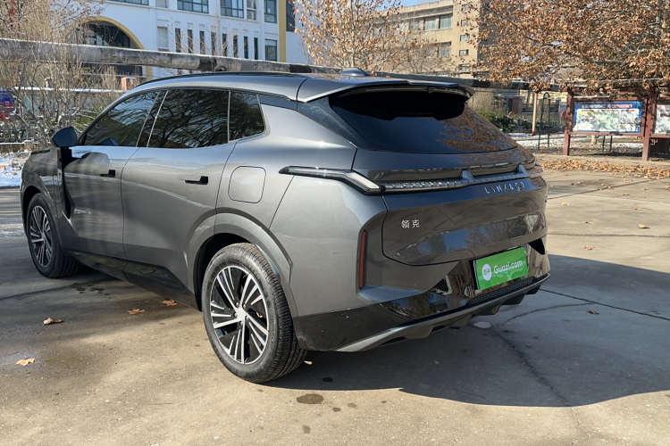 领克08 EM-P 2025款 120km 长续航Pro车身外观6004