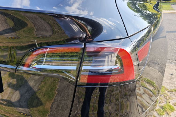 特斯拉 Model Y 2022款 后轮驱动版局部细节9002