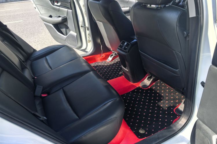 本田 凌派 2019款 180Turbo CVT豪华版 国VI中控内饰7003