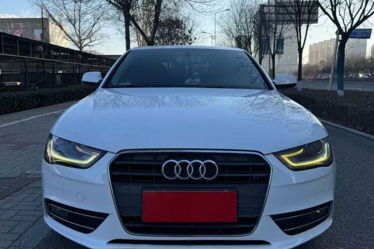 奥迪A4L 2013款 35 TFSI 自动标准型车身外观6001