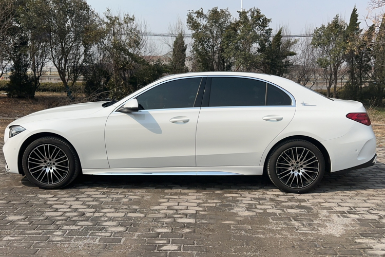 奔驰C级 2024款 改款 C 260 L 运动版车身外观6005