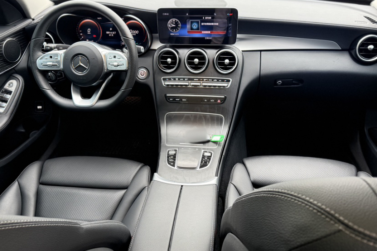 奔驰C级 2021款 C 260 L 运动版中控内饰7006