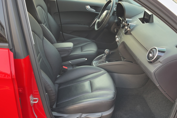 奥迪A1 2016款 30 TFSI Sportback Design风尚版局部细节41