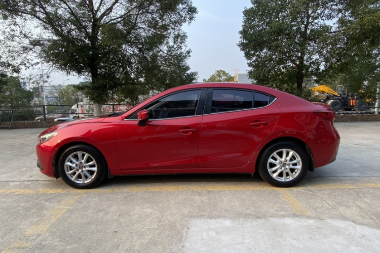 马自达3 昂克赛拉 2016款 三厢 1.5L 自动舒适型车身外观6002