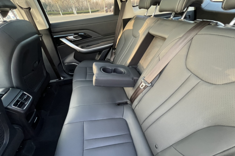 众泰T500 2018款 1.5T 自动智能互联尊贵型中控内饰7011