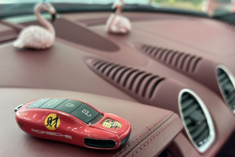 保时捷718 2020款 Boxster 2.0T中控内饰7005