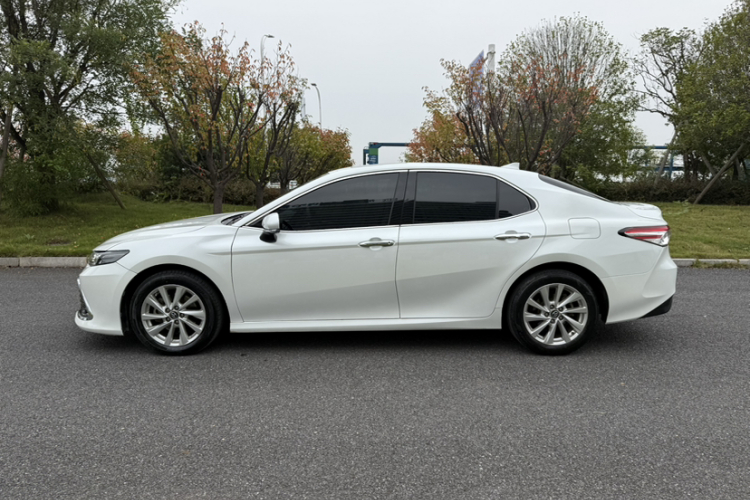 丰田 凯美瑞 2021款 2.0G 豪华版车身外观6003