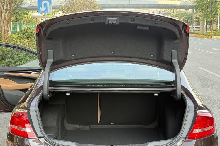 别克 君越 2016款 20T 豪华型车身外观6009