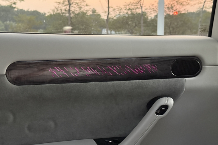 零跑汽车 零跑C11 2021款 豪华版中控内饰7004