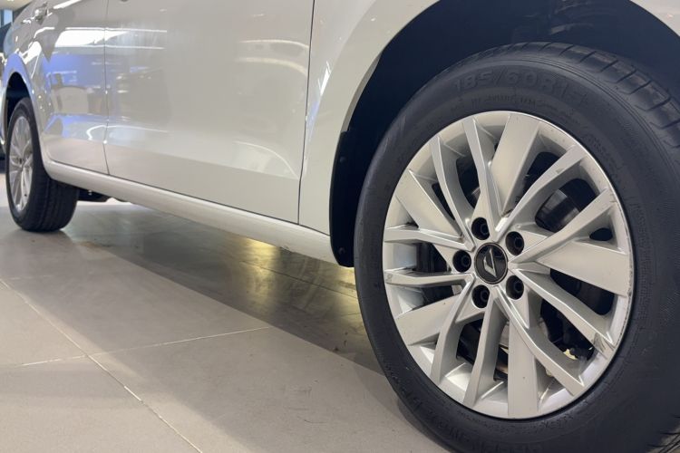 捷达VA3 2021款 1.5L 自动荣耀版局部细节9002