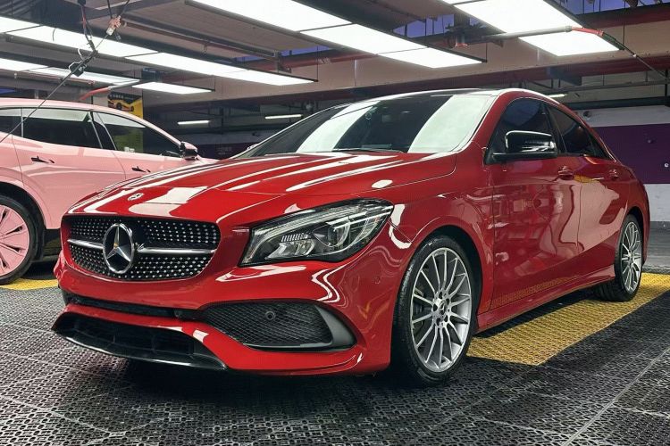 奔驰CLA 2018款 CLA 220 4MATIC车身外观1