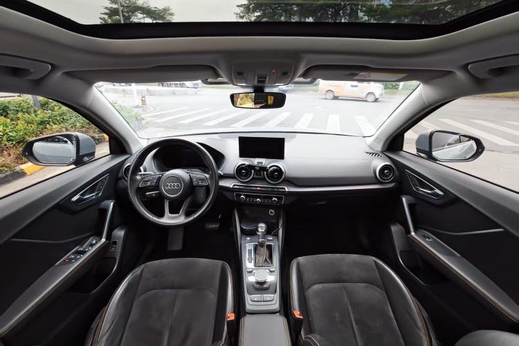 奥迪Q2L e-tron 2022款 Q2L e-tron 纯电智享型中控内饰7006