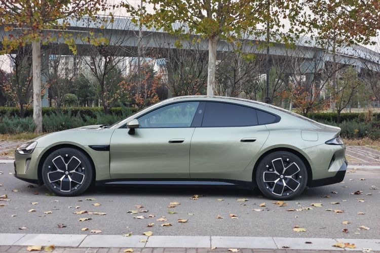 小米汽车 小米SU7 2024款 后驱长续航智驾版车身外观6008