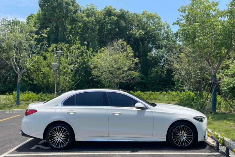 奔驰C级 2023款 改款二 C 260 L 运动版车身外观6005