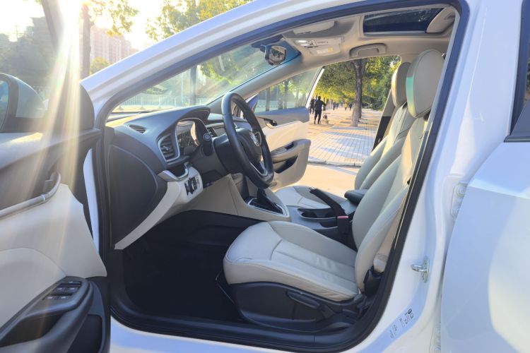 别克 英朗 2019款 15T 双离合互联精英型 国V局部细节19