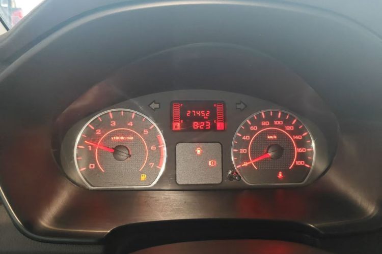 五菱汽车 五菱宏光V 2022款 1.5L劲取版封窗车电动助力LAR中控内饰15