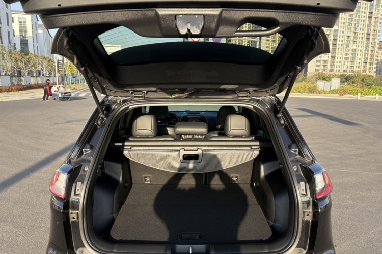 Jeep 自由光 2019款 2.0T 两驱智享版 国V局部细节23