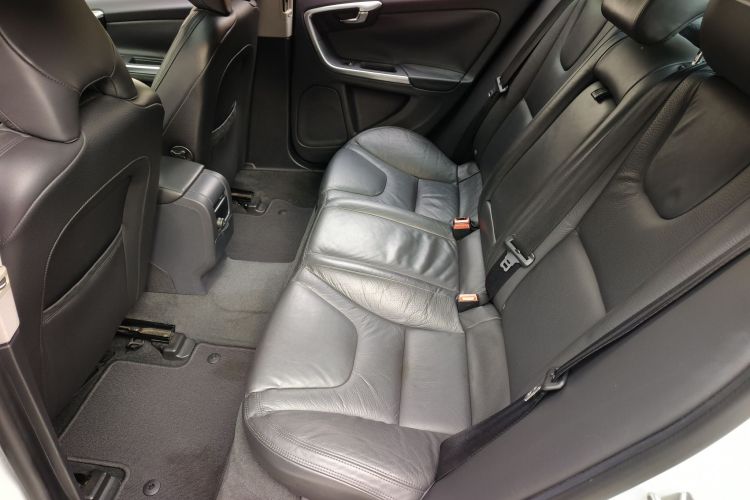 沃尔沃S60(进口) 2014款 T5 智逸版中控内饰7005