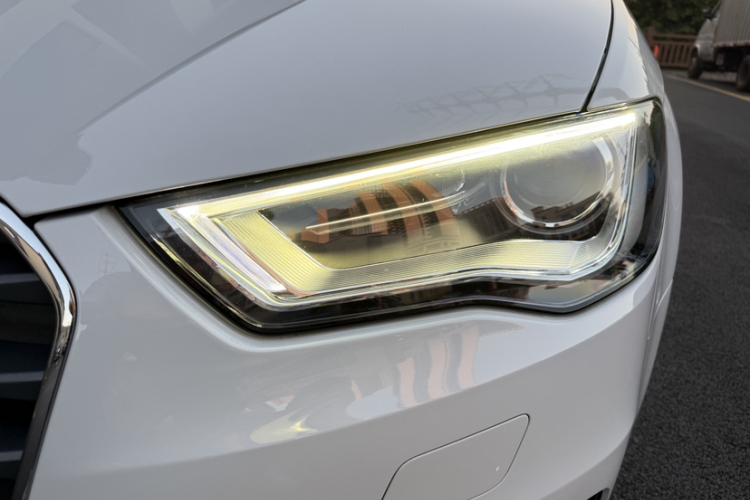 奥迪A3 2015款 Sportback 35 TFSI 百万纪念智领型局部细节36