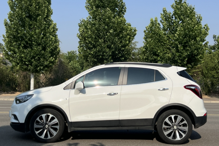 别克 昂科拉 2018款 18T 自动两驱都市精英型车身外观6004