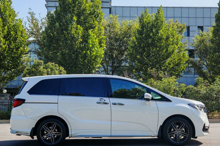 本田 奥德赛 2022款 2.0L e:HEV 锐·耀享版车身外观6004