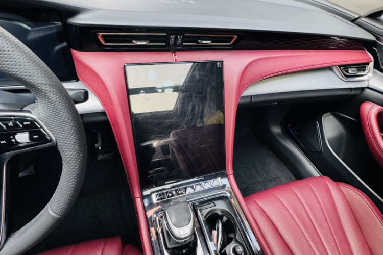 红旗H5 2023款 2.0T 自动智联旗畅版局部细节9007