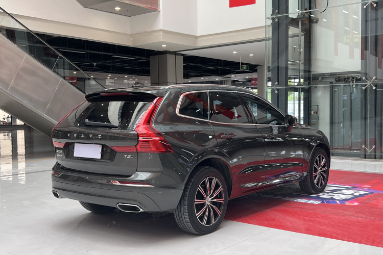 沃尔沃XC60 2021款 T5 四驱智远豪华版车身外观6005
