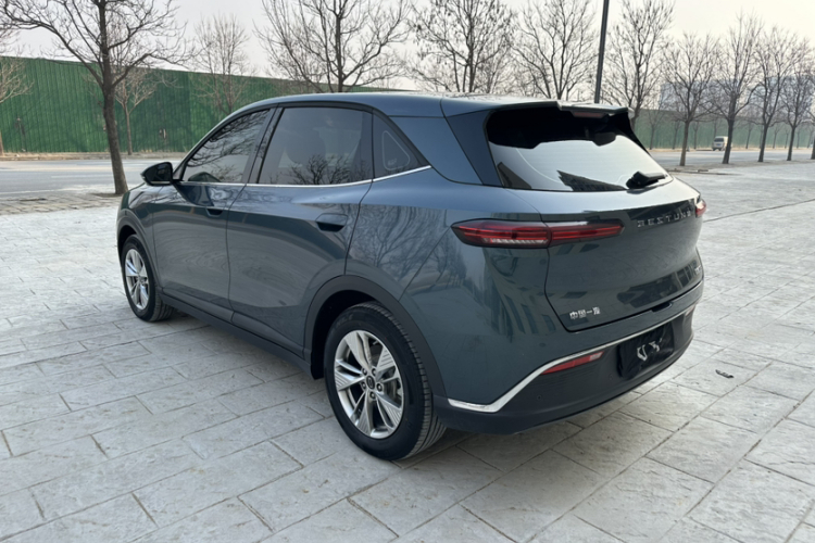 奔腾 悦意03 2025款 565km 悠享版车身外观6004