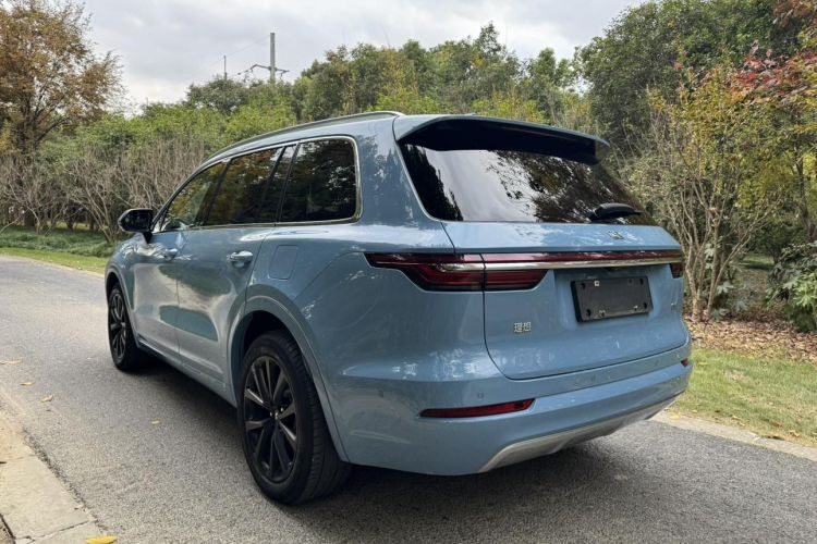 理想汽车 理想ONE 2021款 增程6座版车身外观6010