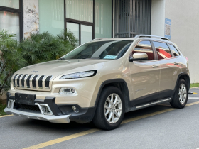 Jeep 自由光 2016款 2.4L 领先版