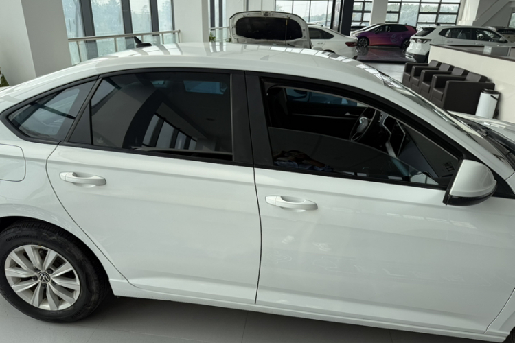 大众 朗逸 2023款 1.5L 自动得逸版车身外观6007