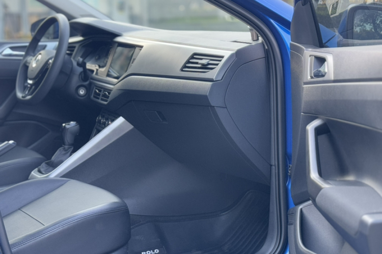 大众 Polo 2019款 Plus 1.5L 自动全景乐享版中控内饰7004